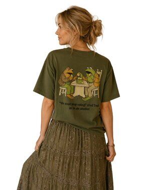 FROG & TOAD Vintage Style Graphic Storybook Olive Green Unisex T-Shirt Sz L NWT